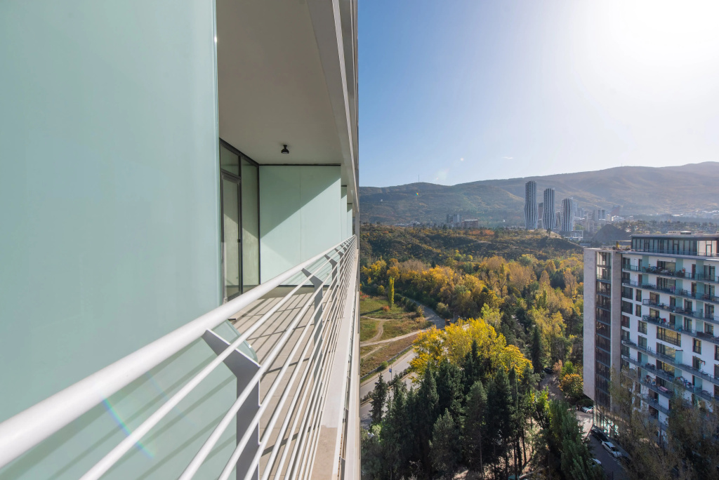 S Prekrasnym Vidom na Gorod i Gory Apartments