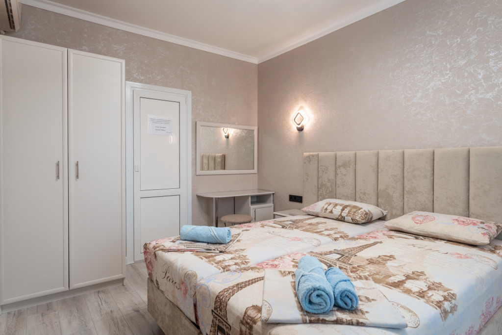 Двухместный номер Standard с балконом и с красивым видом из окна 2 отдельные кровати в Гостевой дом