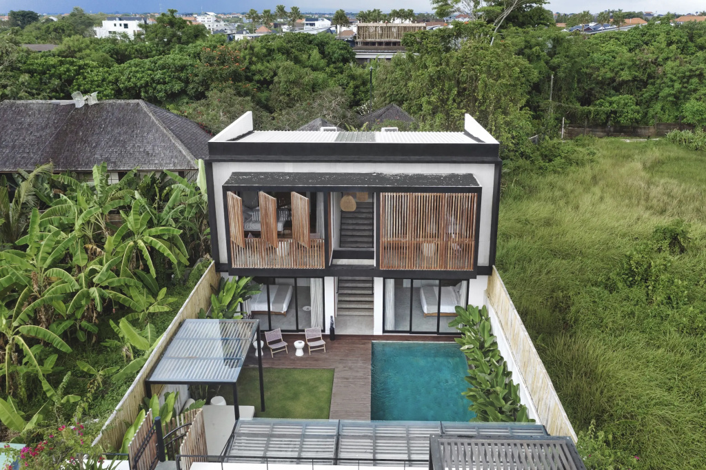 Вилла 4 BR Berawa 5 min walk beach enclosed living room — фото