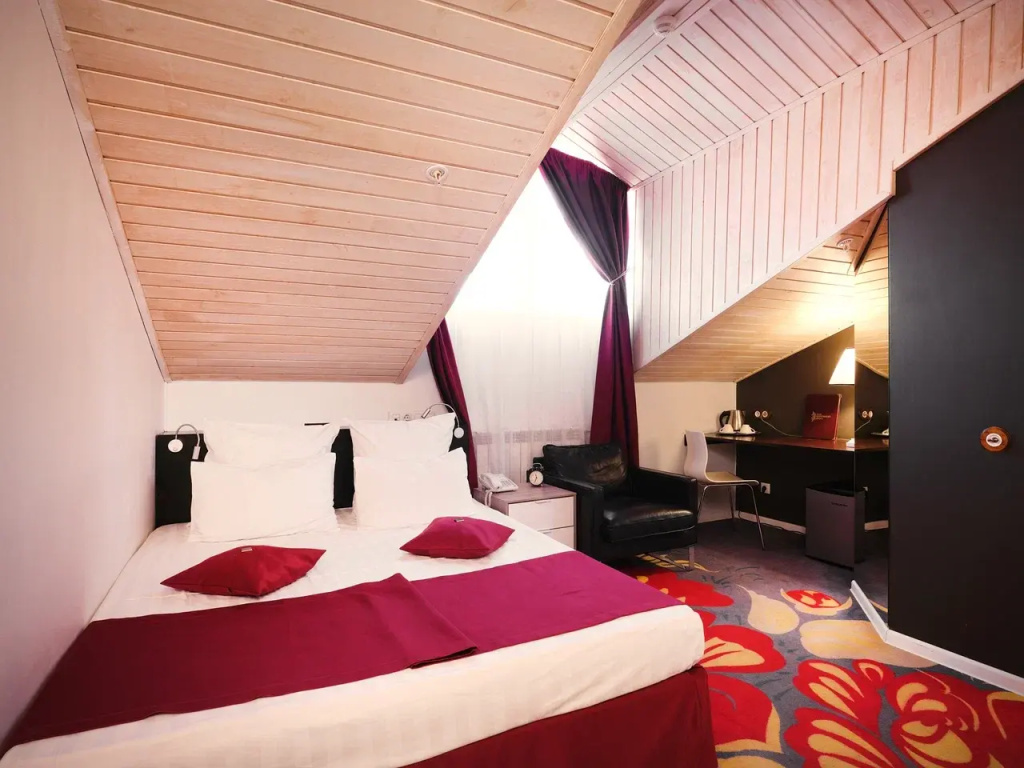 Kupecheskij Dvor Hotel Room Type - Standard Double Attic room full double bed