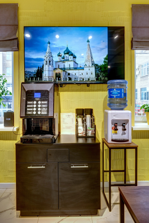Lobby & Reception