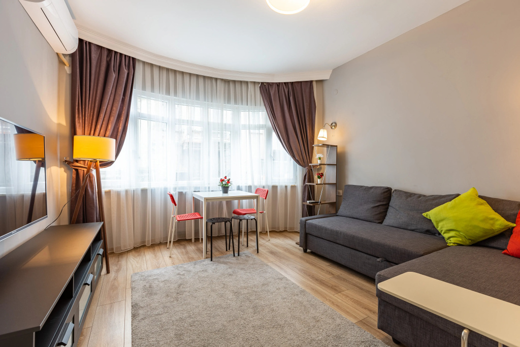 1 Bedroom Apartment