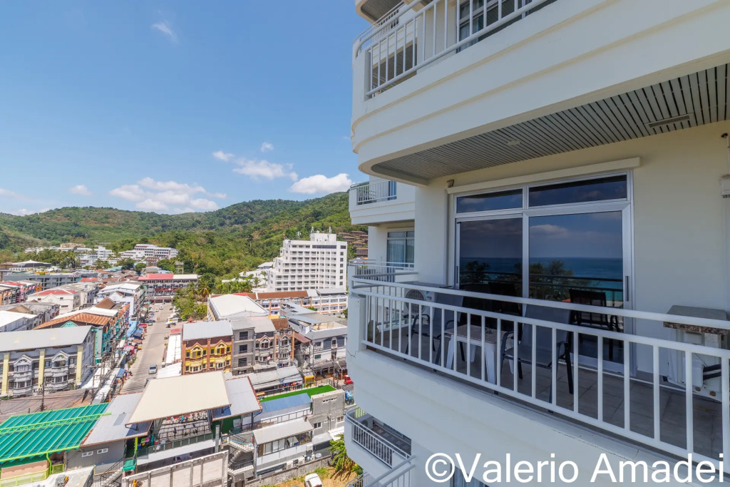 Апартаменты Standard с балконом и с красивым видом из окна в Апартаменты OMNIA  Phuket - Waterfront Karon