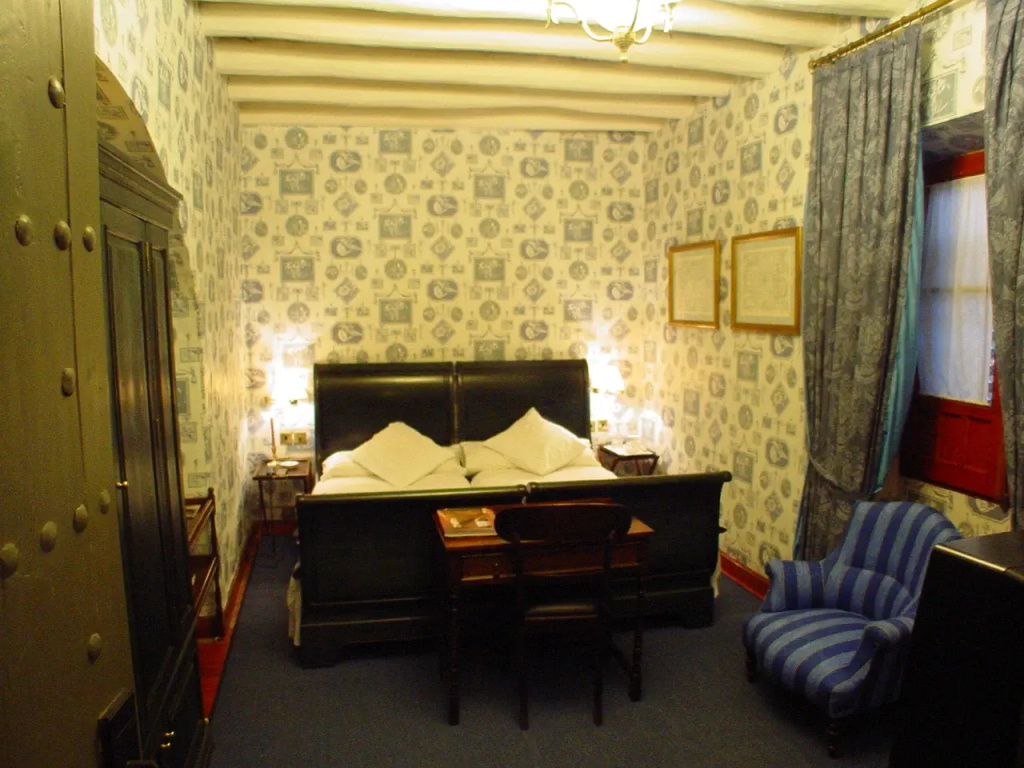 Casa Palacio De Carmona Hotel - Chambres