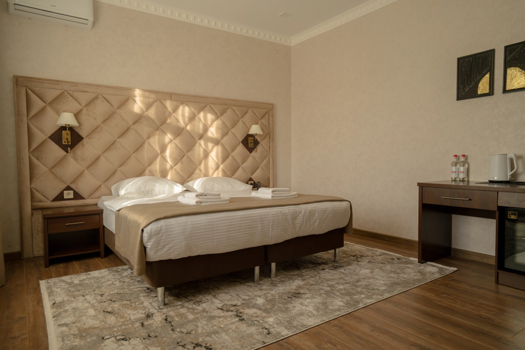 Comfort Double room (full double bed)