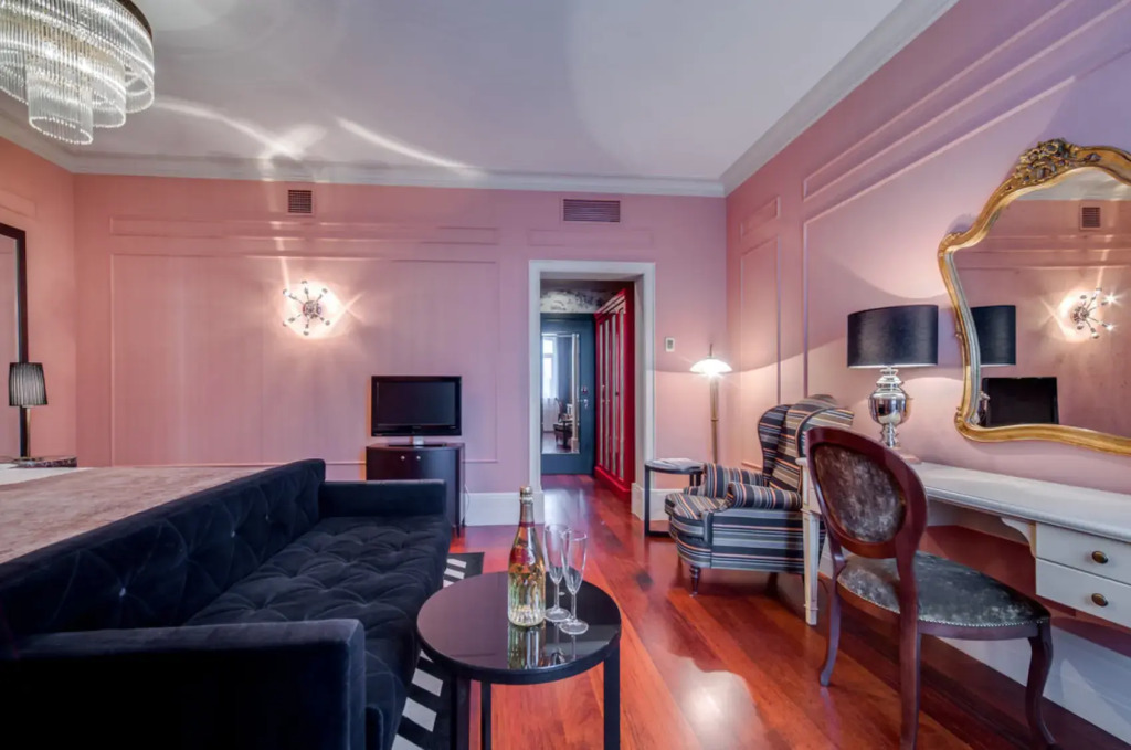 дом отель спб. чайковский хаус отель санкт-петербург. дом бутик отель санкт-петербург гангутская ул 4. дом бутик отель номера. питер отель dom boutique.