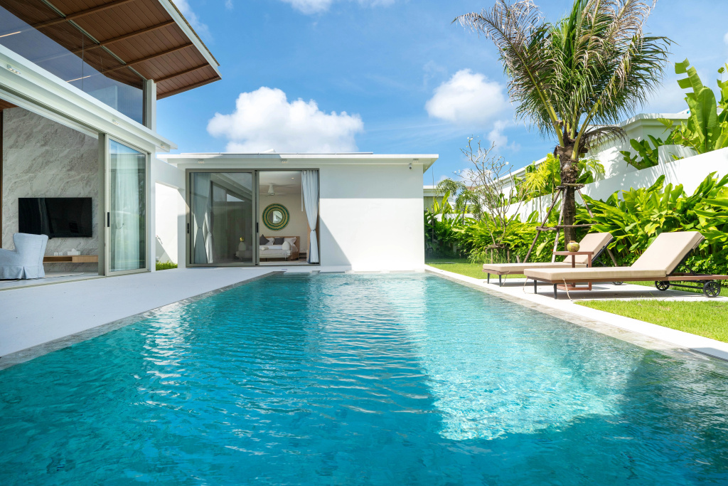 Swimming Pool Villa — 5