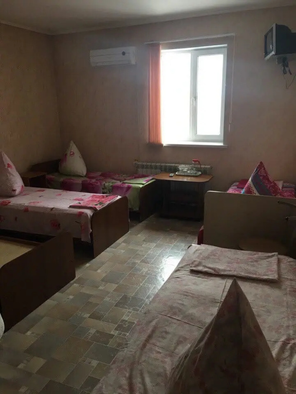 Standard Quintuple room