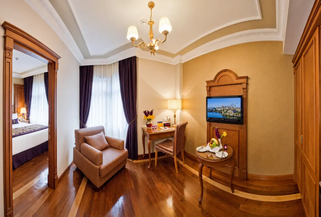 Connecting Family Suite room photo 1