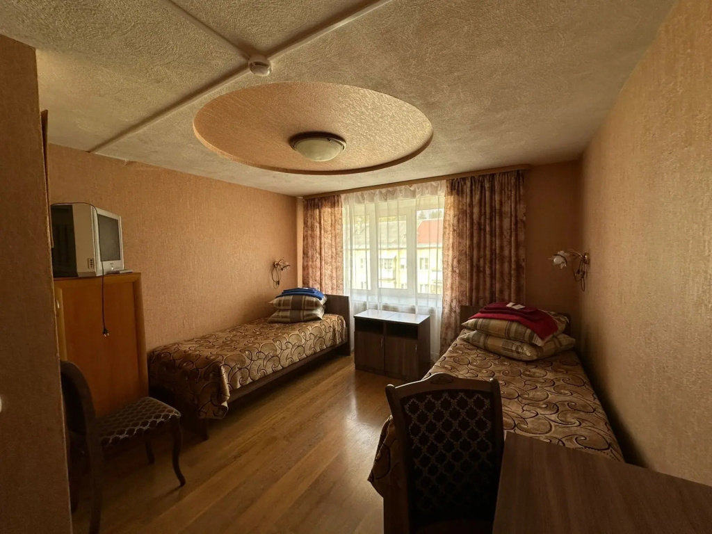1 Bedroom 1st category Double room with city view (twin beds)