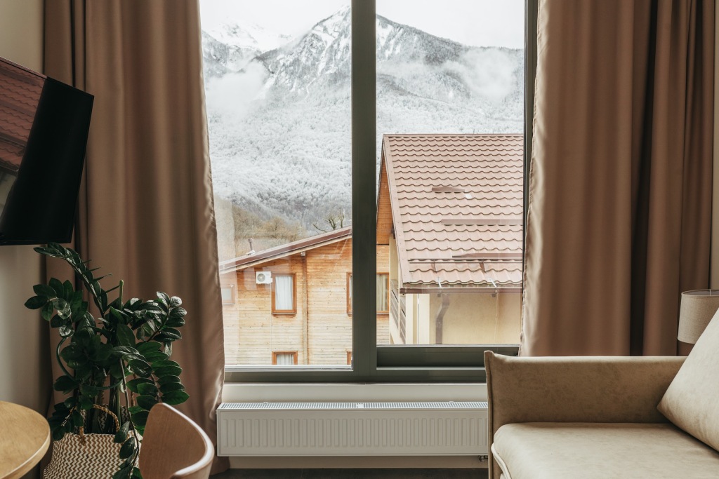 Семейный номер Superior с красивым видом из окна в Куб Грин