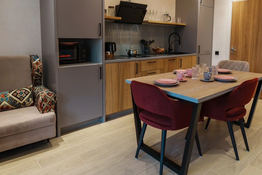 No.4 (1 Floor) Chalet