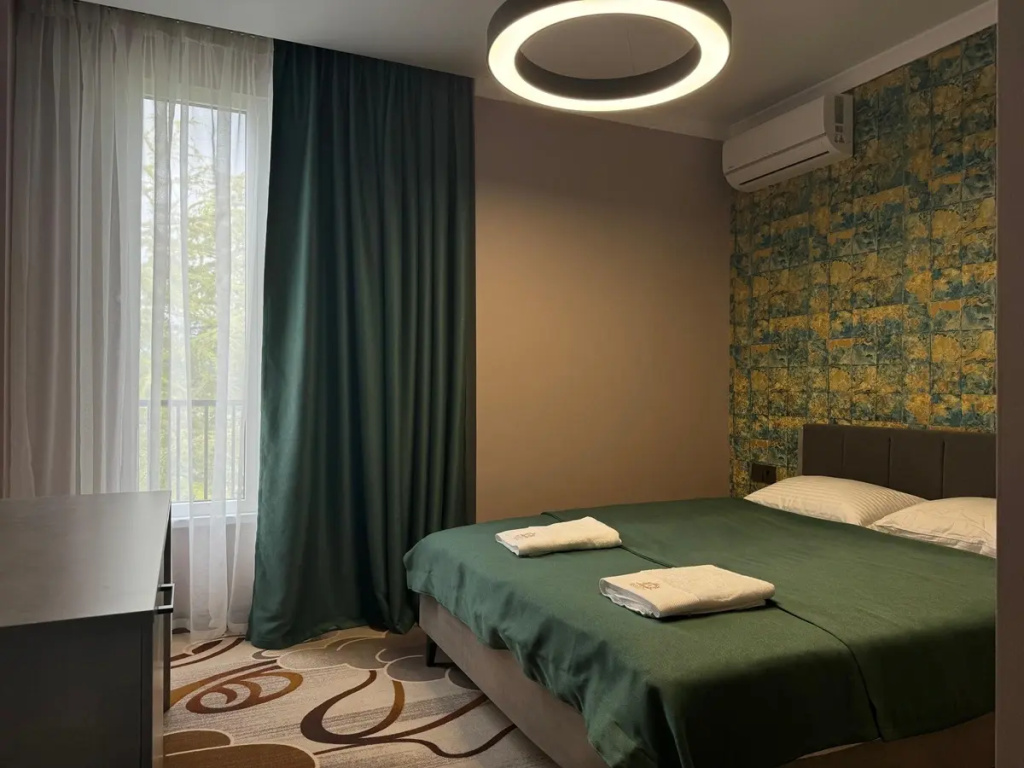 Standard Small Double room with view (full double bed)