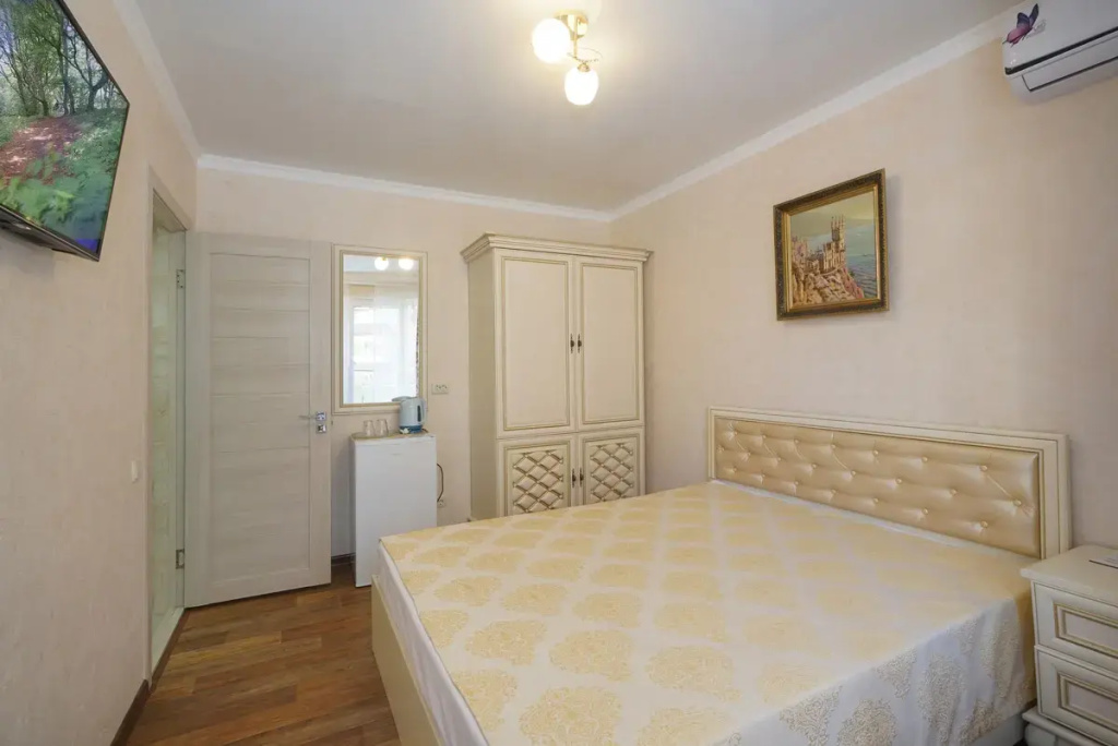 1 Bedroom Double Junior Suite (full double bed)