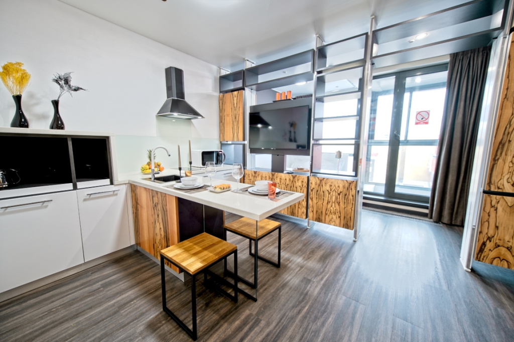 Апартаменты Студия с Балконом и Видом на Город Elite Apartments — фото