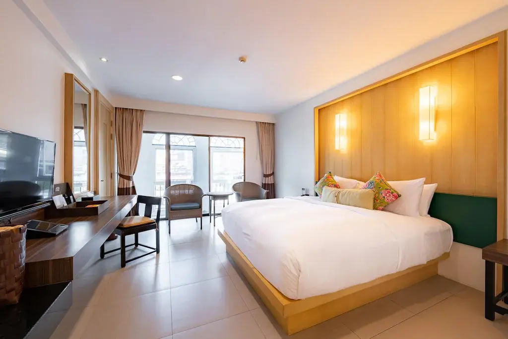 Sawaddi Patong Resort & Spa by Tolani - Chambres