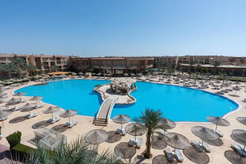 Parrotel Lagoon Waterpark Resort