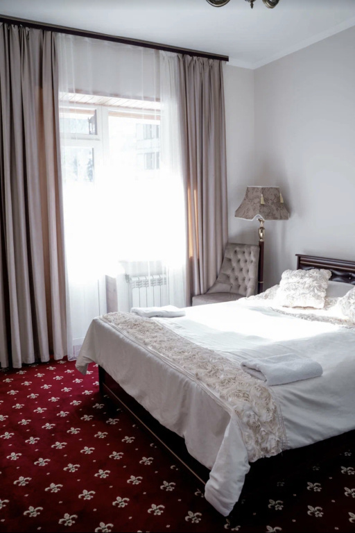 2 Bedrooms Suite with balcony