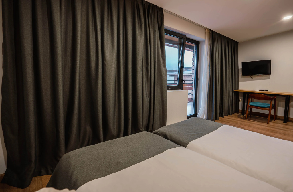 Hotel Bakuriani Inn - Chambres
