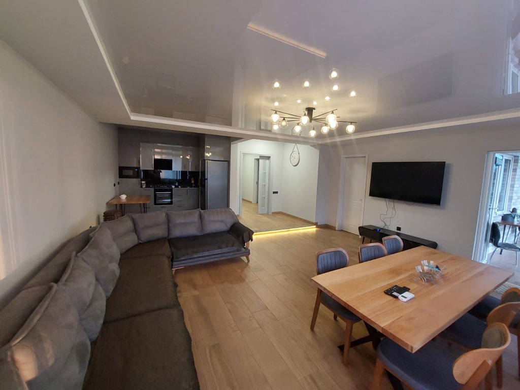 V Batumi Flat — 3