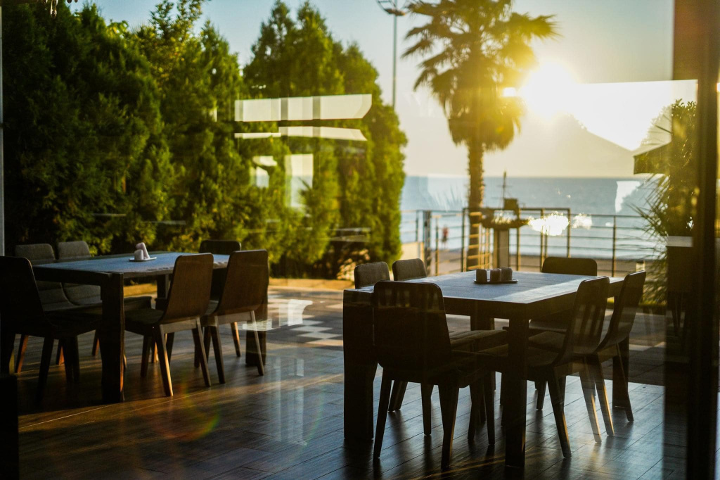 Hotel GONIO INN