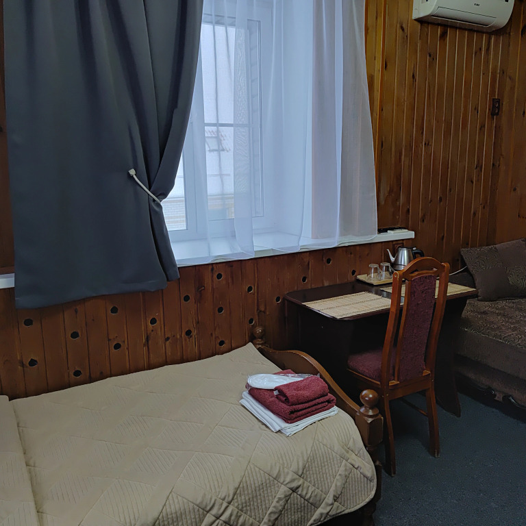 Трёхместный номер Comfort с видом на внутренний двор в Лабиринт