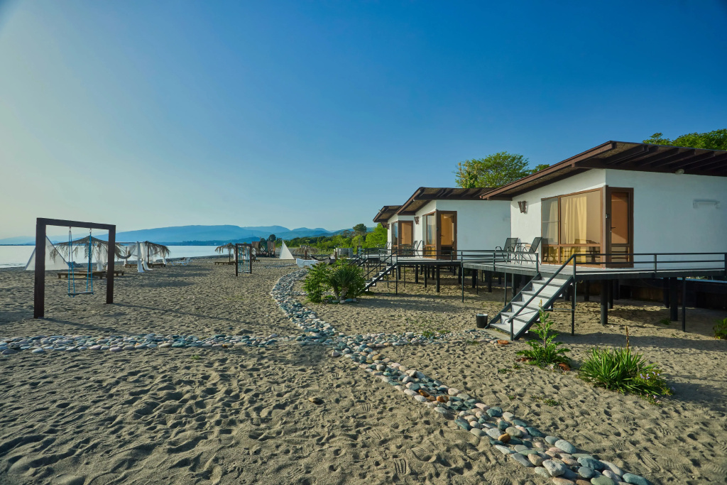 Aqua Resort Hotel