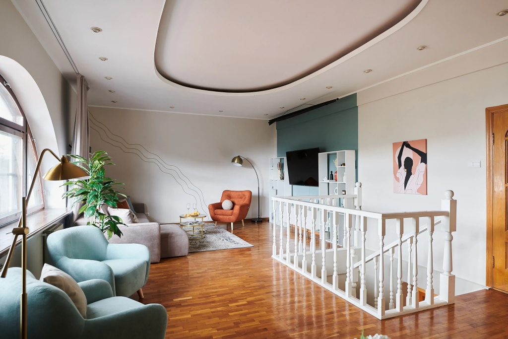 Квартира GM Apartments Двухуровневая с мансардой у Патриарших Прудов
