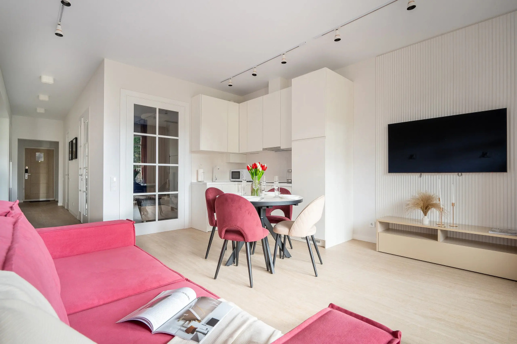 Апартаменты Red Apartment Светлана Парк Элис — фото
