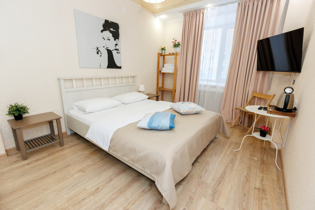 Standard Double room (full double bed)