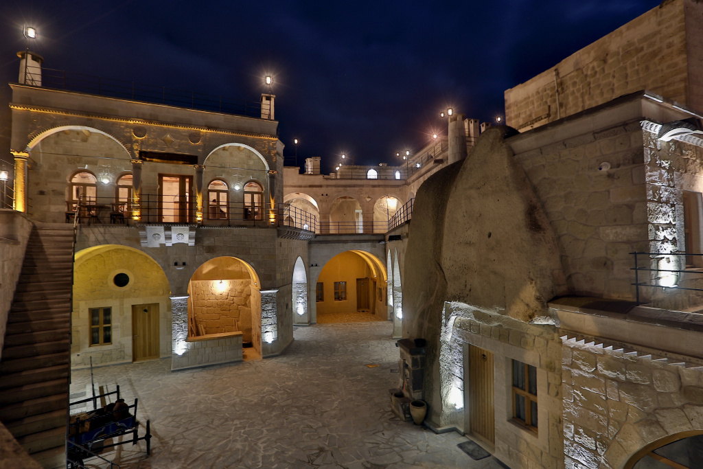 Nox Cave Hotel