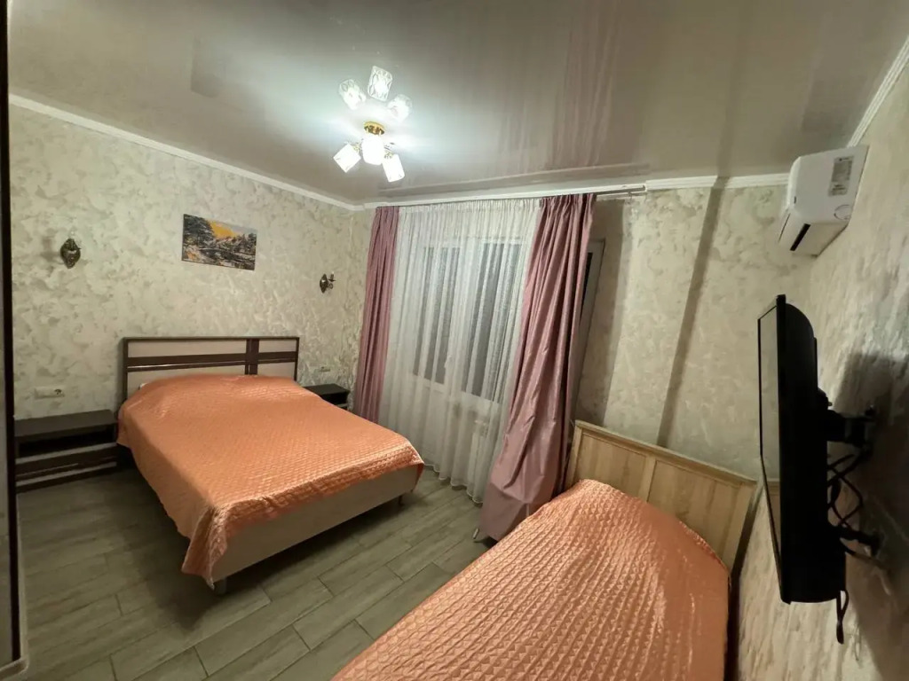 Трёхместный номер Comfort с балконом в Олимпия