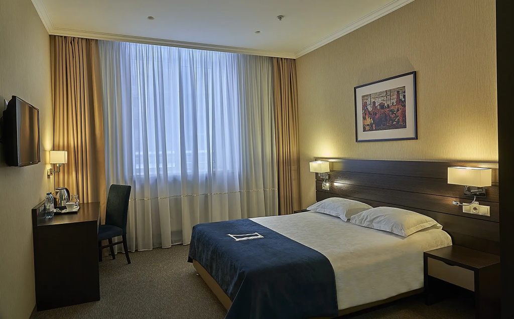 Art HOTEL Room Type - Standard Double room full double bed