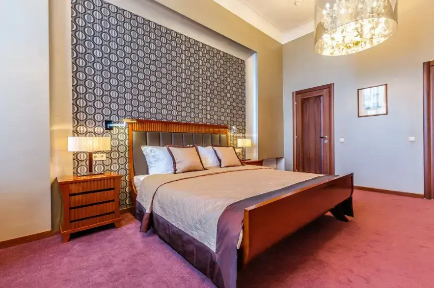 Hotel Rajkin Plaza Room Type - Presidential Double Apartment full double bed