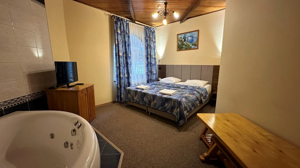 Fort Evrika Hotel Room Type - Youth Double room full double bed