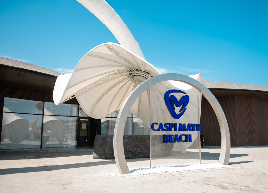 CaspiMayr Retreat Beach Resort Hotel — фото