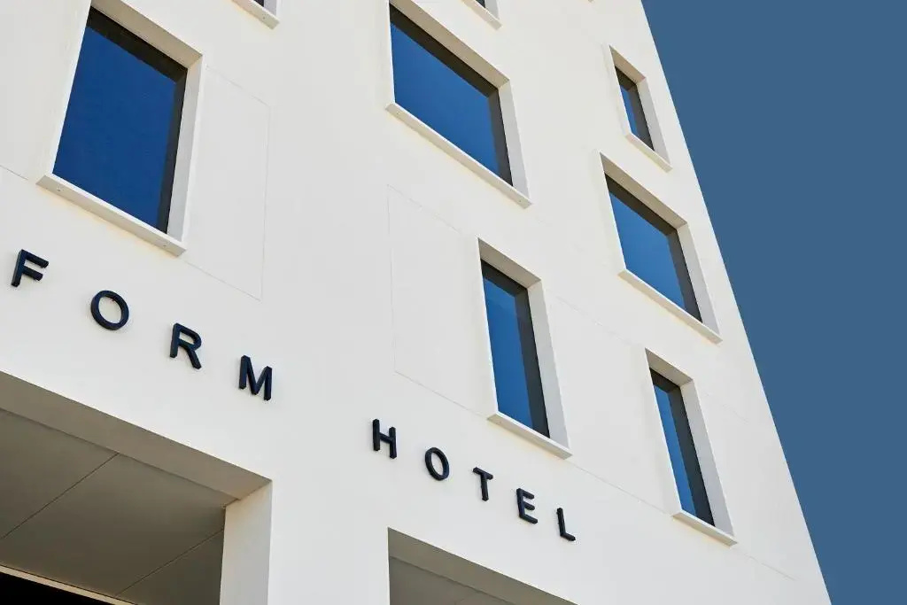 FORM Hotel Dubai, Dubai, a Member of Design Hotels — фото