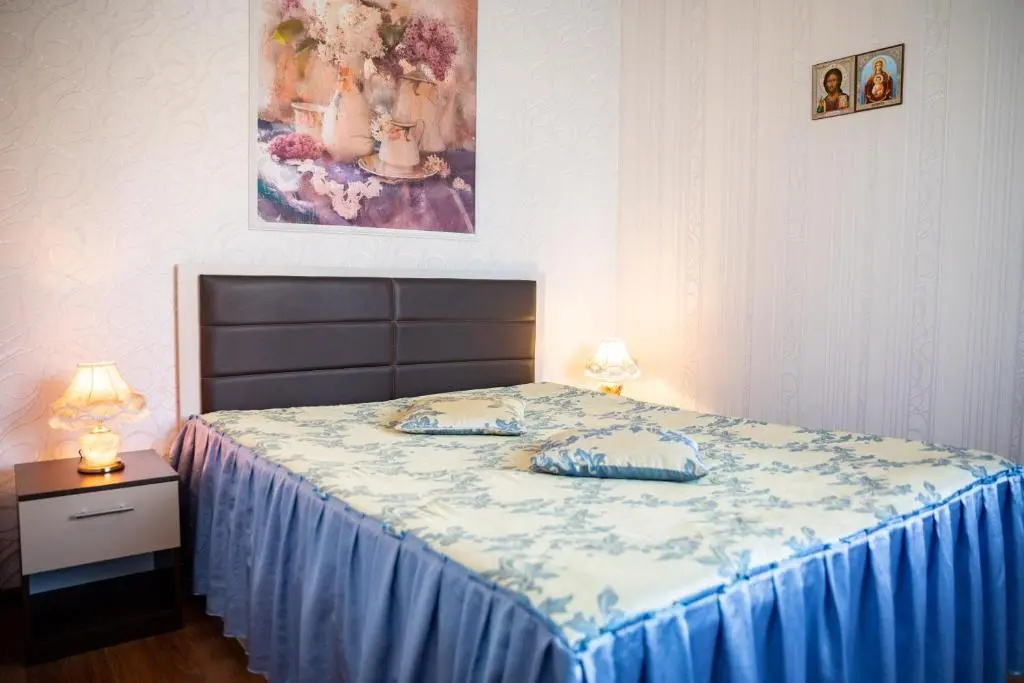 Double Suite (full double bed)