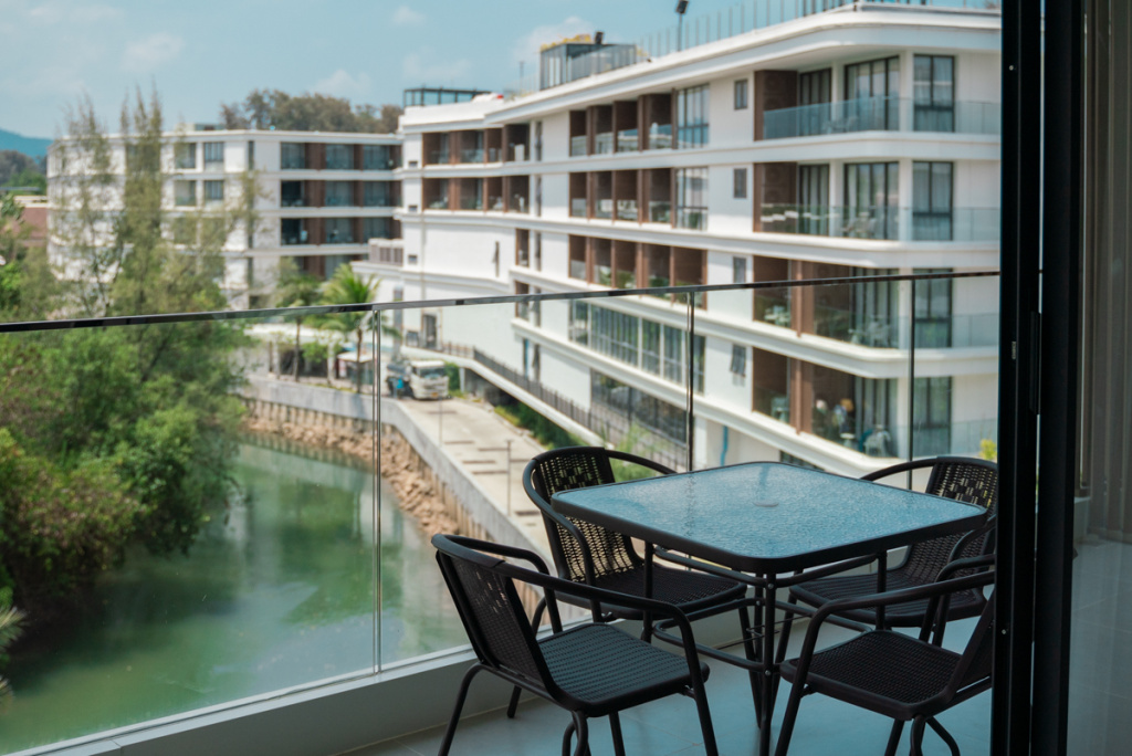 Top Location Kora 1BR Near Beach Pool & Balcony Flat