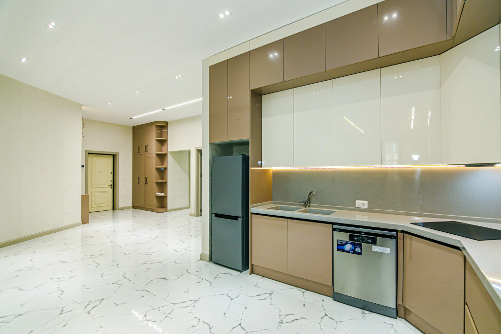 Апартаменты Deluxe с балконом и с красивым видом из окна в Апартаменты Luxury White in Nizami Street