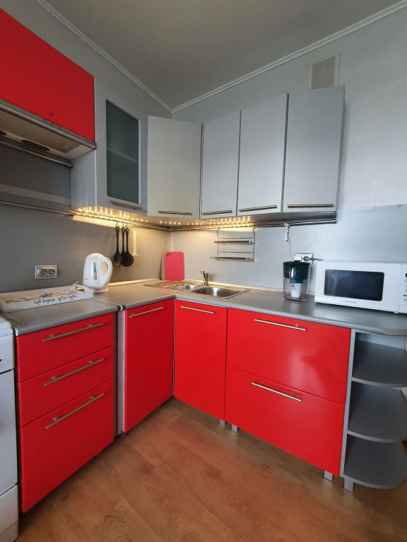 снять квартиру в москве на ангарской