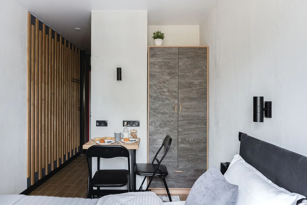 Апартаменты SMART LOFTS | Wood | 5 мин от метро Бауманская | Исторический дом — фото