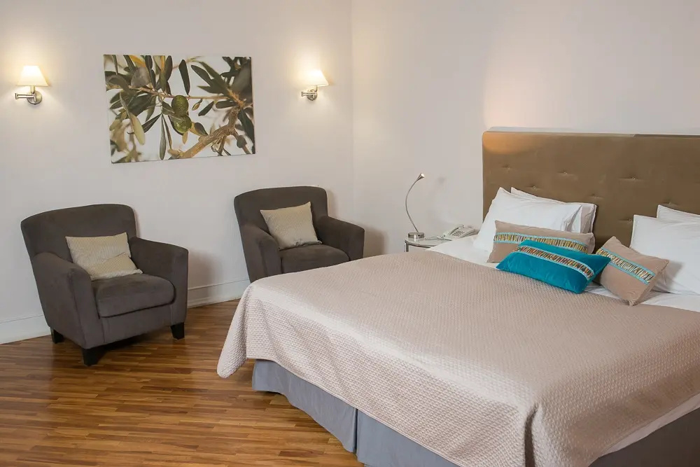 Double Suite (twin beds)