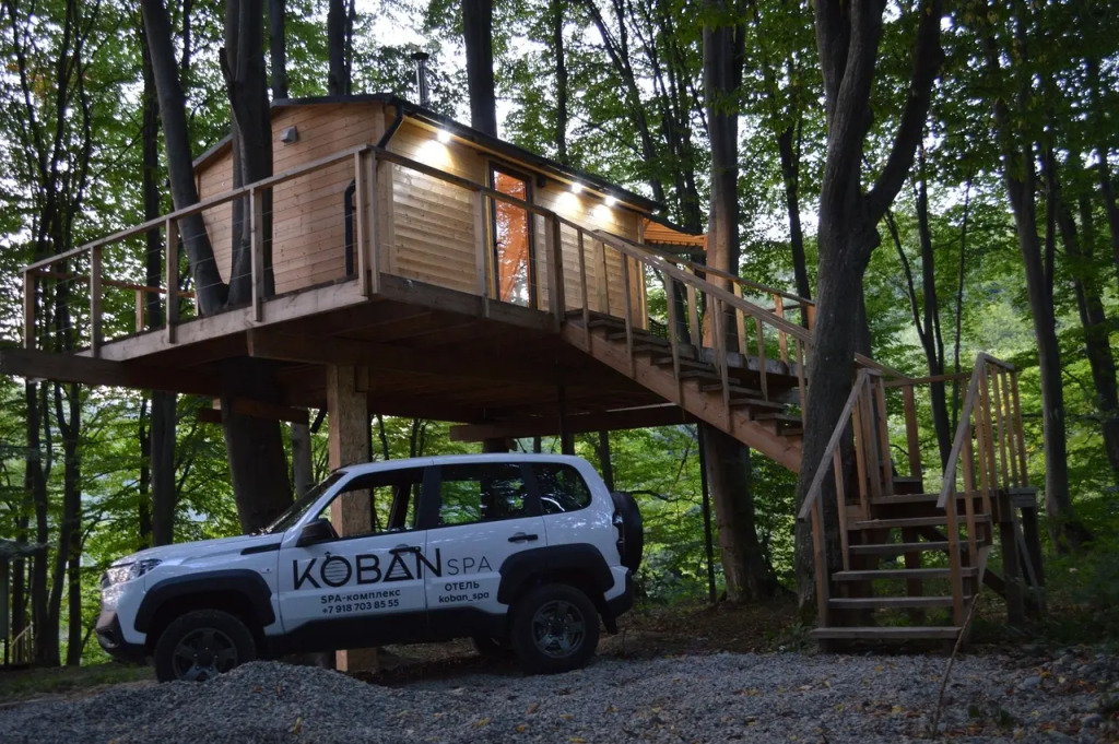 Апартаменты Мансарда c 1 комнатой с балконом и с красивым видом из окна в Koban Spa Resort
