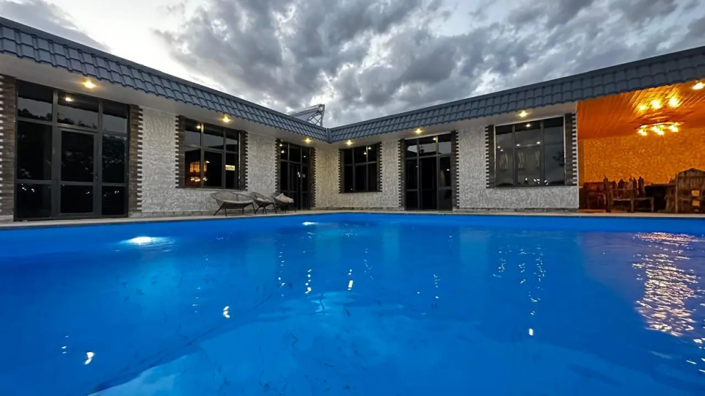 Astera Villa — 4