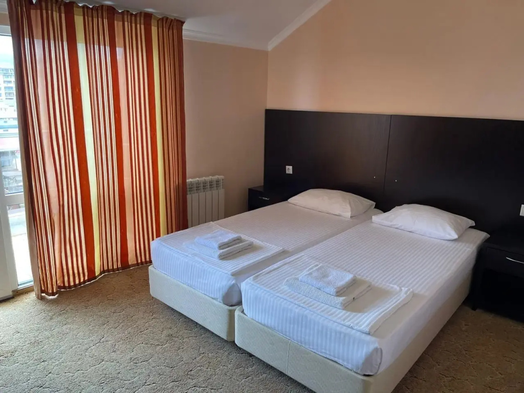 Standard Double room (full double bed)