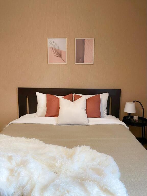 Your apart. Your apart. Артстудио московский отель санкт-петербург реальные фото. Оранж апартаменты 24. Артстудио отель санкт-петербург.