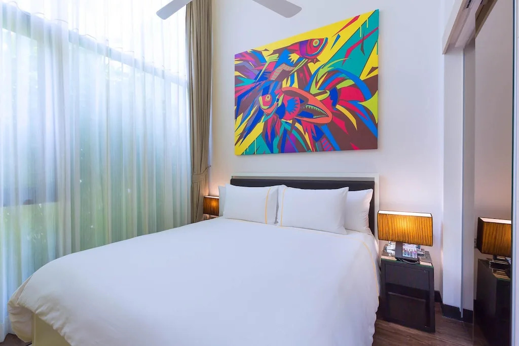 Двухместные лофт c 1 спальней с балконом двуспальная кровать в Отель Cassia Phuket, part of Banyan Group