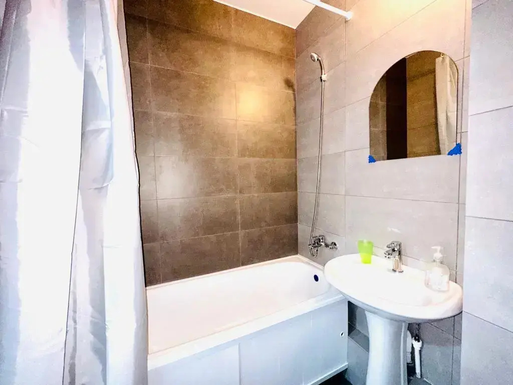 Отель Апартаменты 2 Pant Family House в Остафьево в Москве