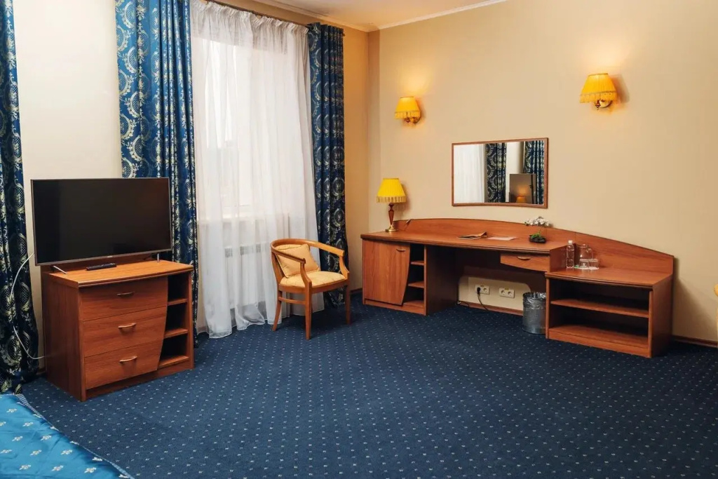 Lobby & Reception